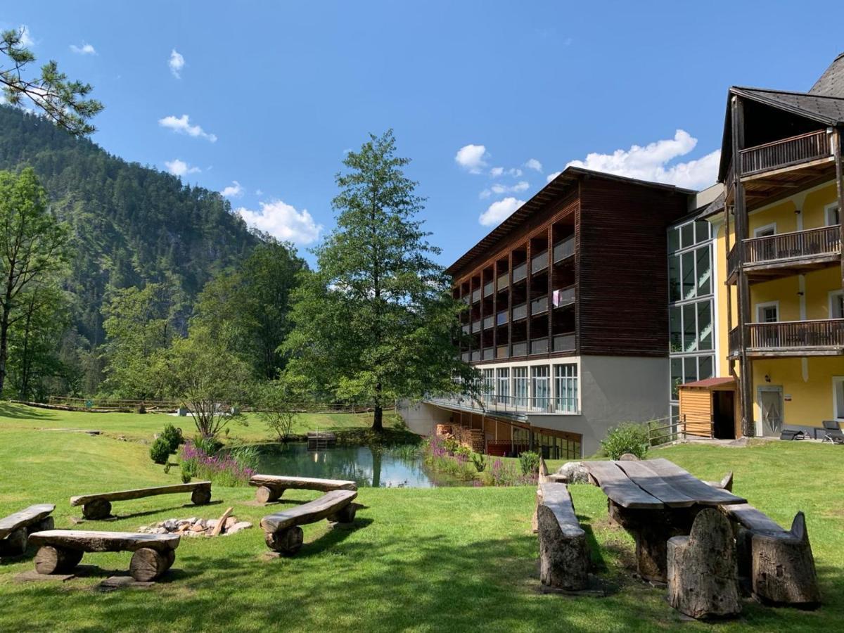 Hotel Bergkristall Wildalpen Exterior photo